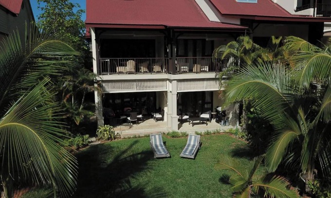 Mahe Island Apartment | Eden Island Apartment, beach at 90 meters, garden, golfcar, Kayaks
