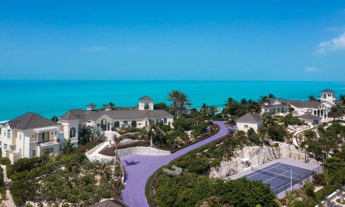 Juba Sound House | Emara, Prince's former Estate w/Private Beach