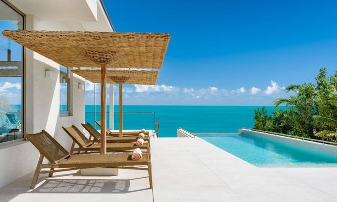 Ocean Point Villa | La Mer Villa West, Luxury Oceanfront on Sapodilla Bay