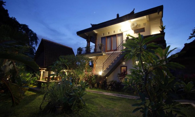 Ubud City-Centre House | Loris Homestay