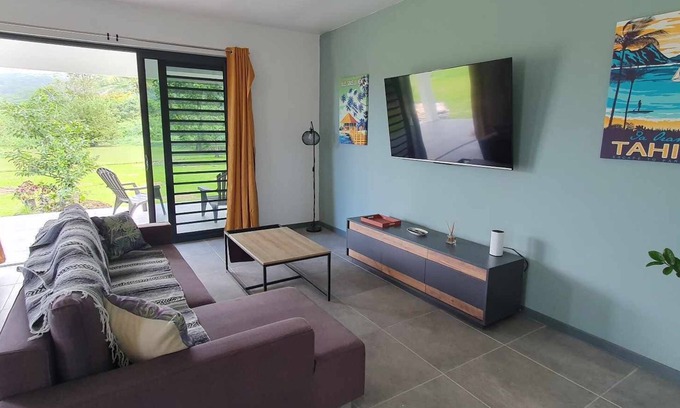 Teahupoo House | Maison Contemporaine Tout Équipé Dans une Vallée Calme à 6km de la Ville