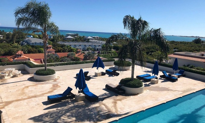 The Bight Apartment | βοΈ π Modern Luxury Ocean View One Bedroom Condo πβοΈ