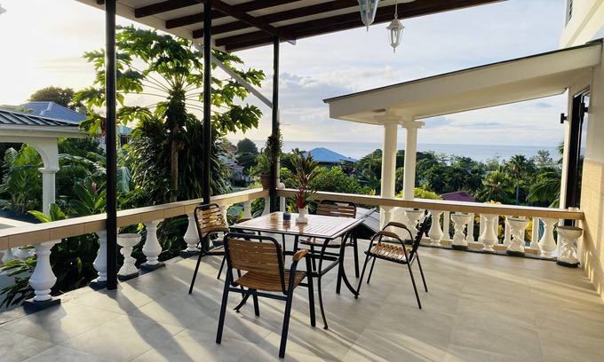 Beau Vallon Apartment | Oceanic View Apartments
