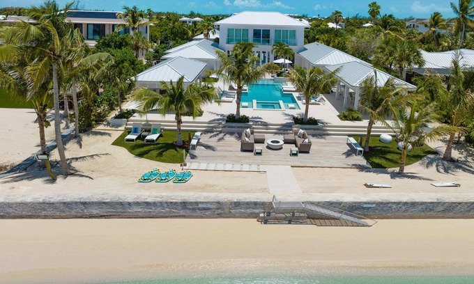 Leeward Settlement Villa | Please Inquire Before Booking – Luxury Villa