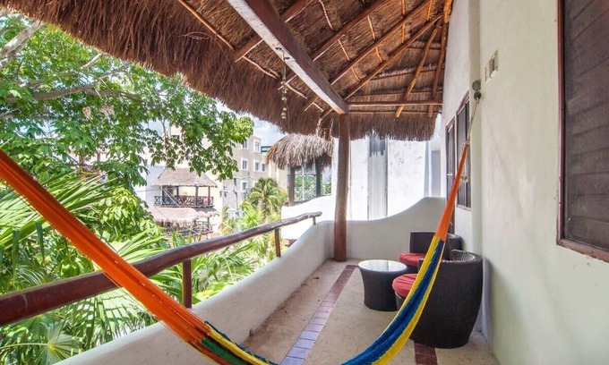 Gonzalo Guerrero Apartment | Steps to Mamitas Beach, Private Terrace & 5th Ave