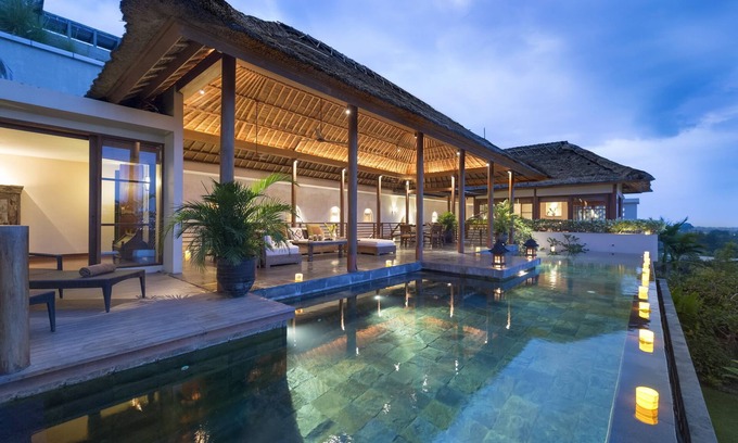 Bukit Villa | Stunning 4BR Villa, Ocean View In Jimbaran - W/Gym Room + Tropical Garden!