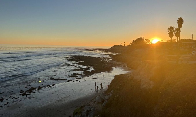 Opal Cliffs House | Stunning Oceanfront Townhouse Sleeps 8+