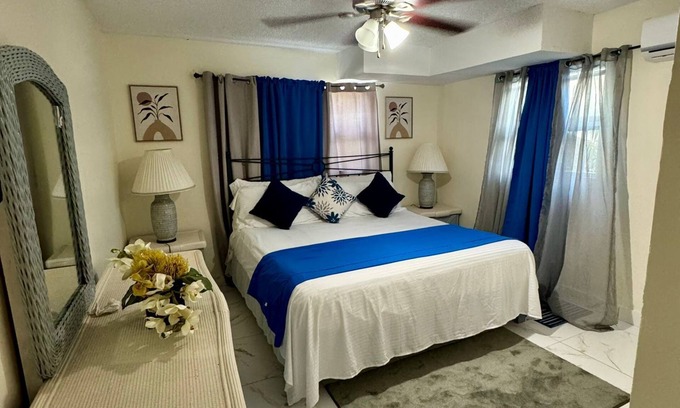 Providenciales Apartment | Tranquil 2-bedroom apartment in Leeward Palms