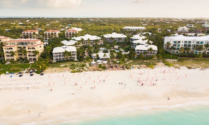 Grace Bay Apartment | Updated Stunning Ocean Club Plaza luxury family spacious top floor apartment
