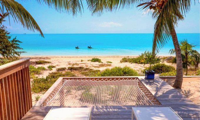 Long Bay House | Vision Kite - Longbay Beach House
