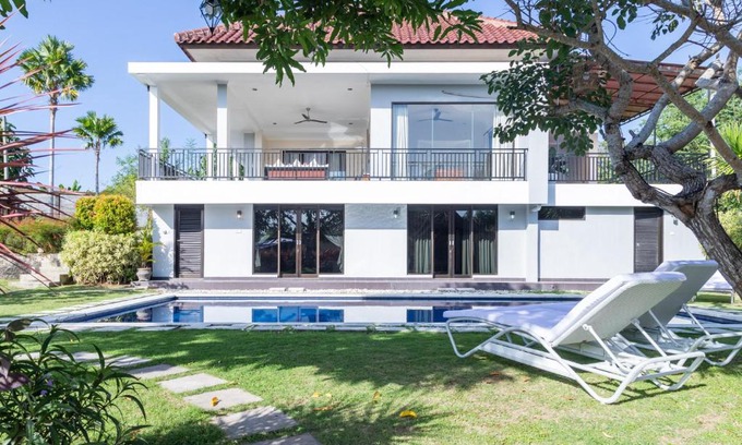 Bukit Villa | White Rabbit Private Villa