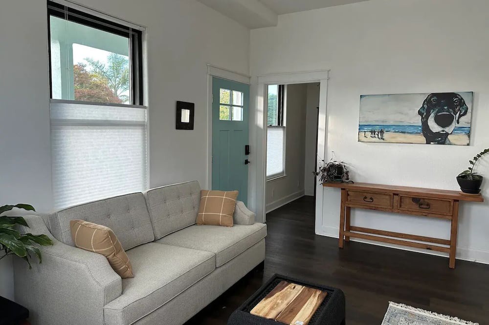 Opal Cliffs Apartment | Casual & elegant bungalow two blocks to the beach