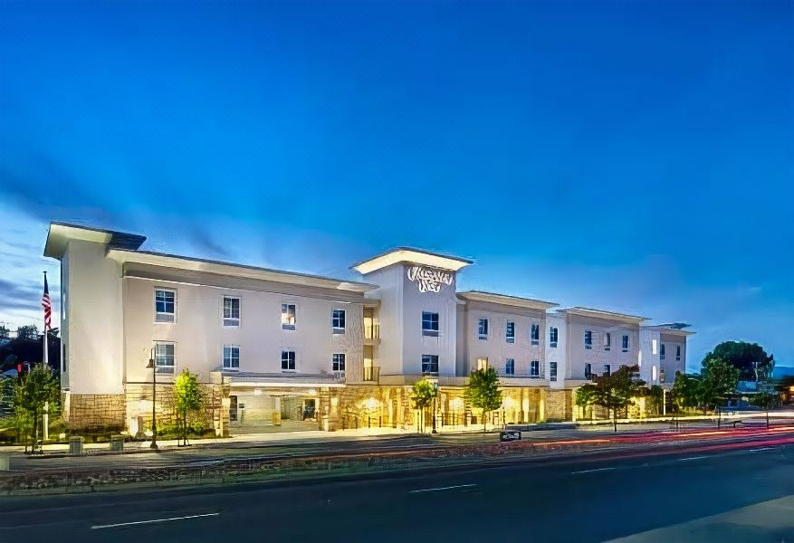 Photo of Buildings in Westside Santa Cruz