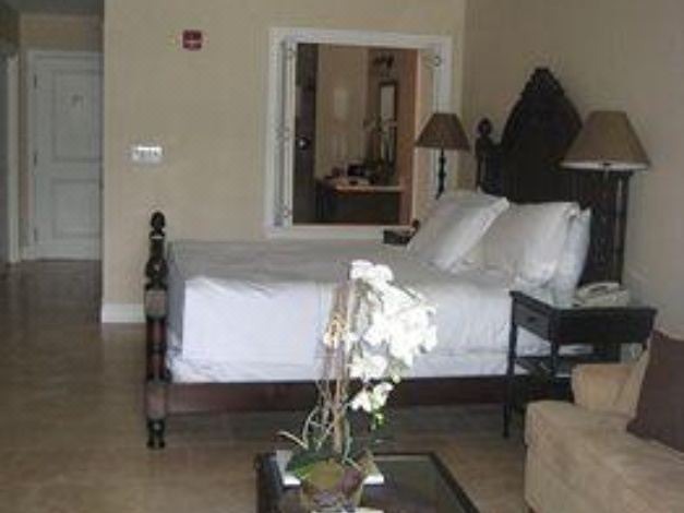 Photo of Livingroom in Grace Bay