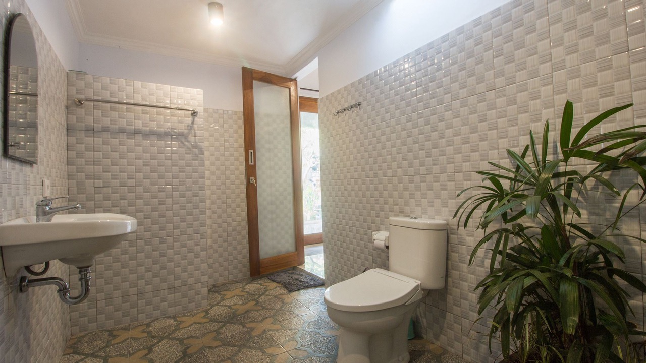 Photo of Bathroom in Lodtunduh