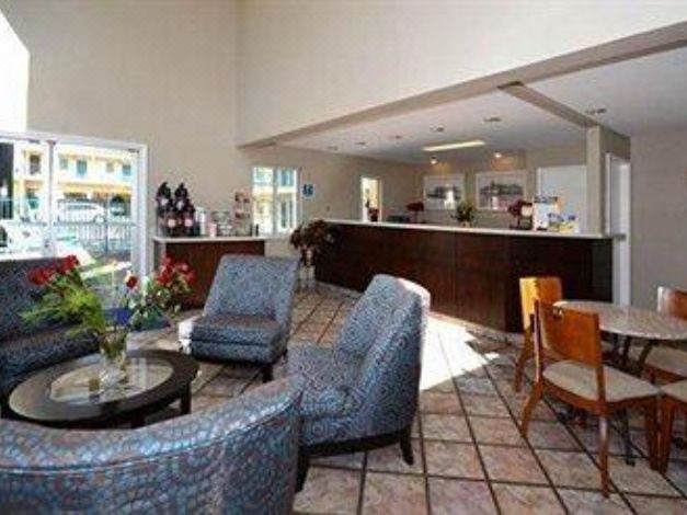 Photo of Livingroom in Beach Hill - Beach Flats