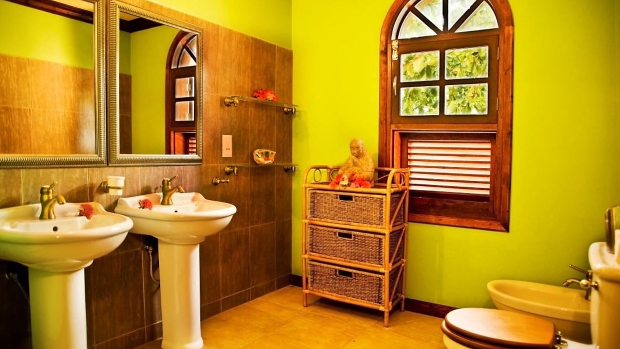 Photo of Bathroom in Amitie