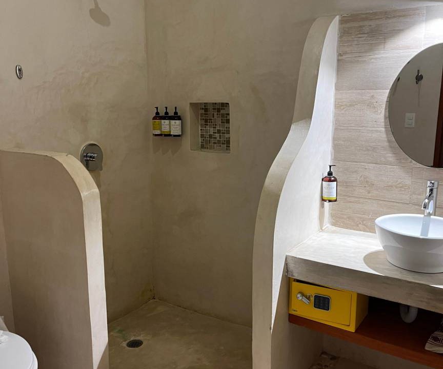 Photo of Bathroom in Downtown Holbox