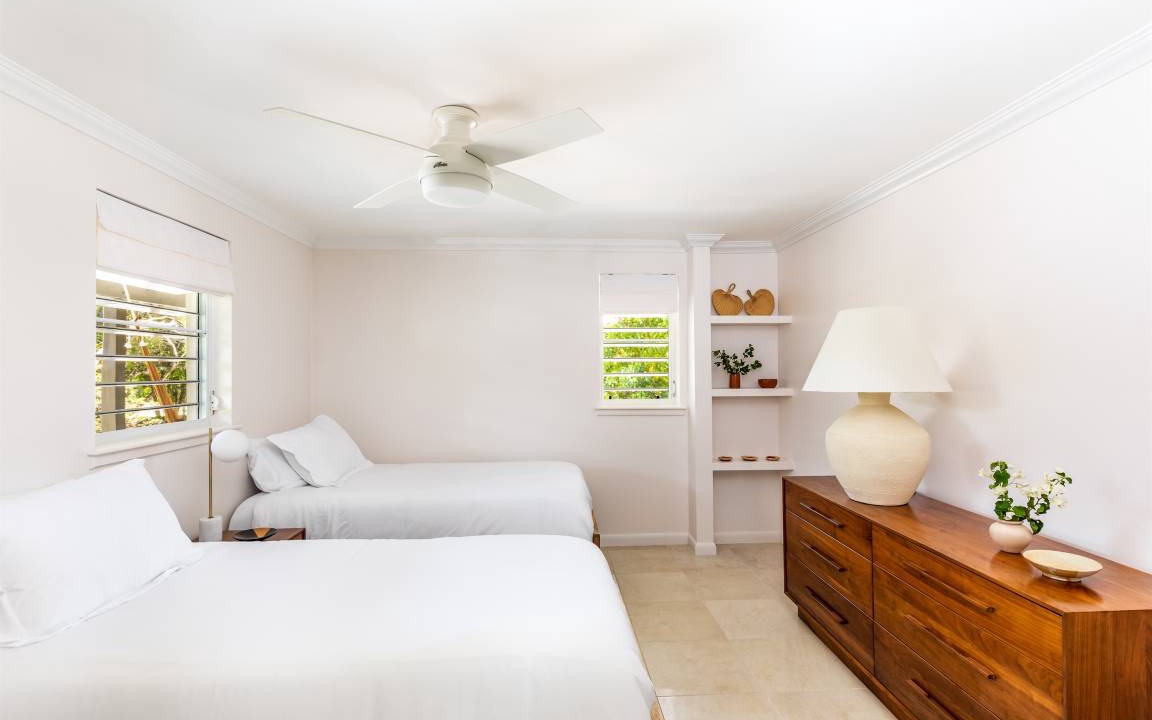 Photo of Others in Grace Bay West