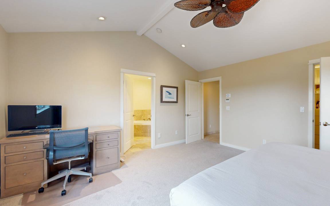 Photo of Bedroom in Opal Cliffs