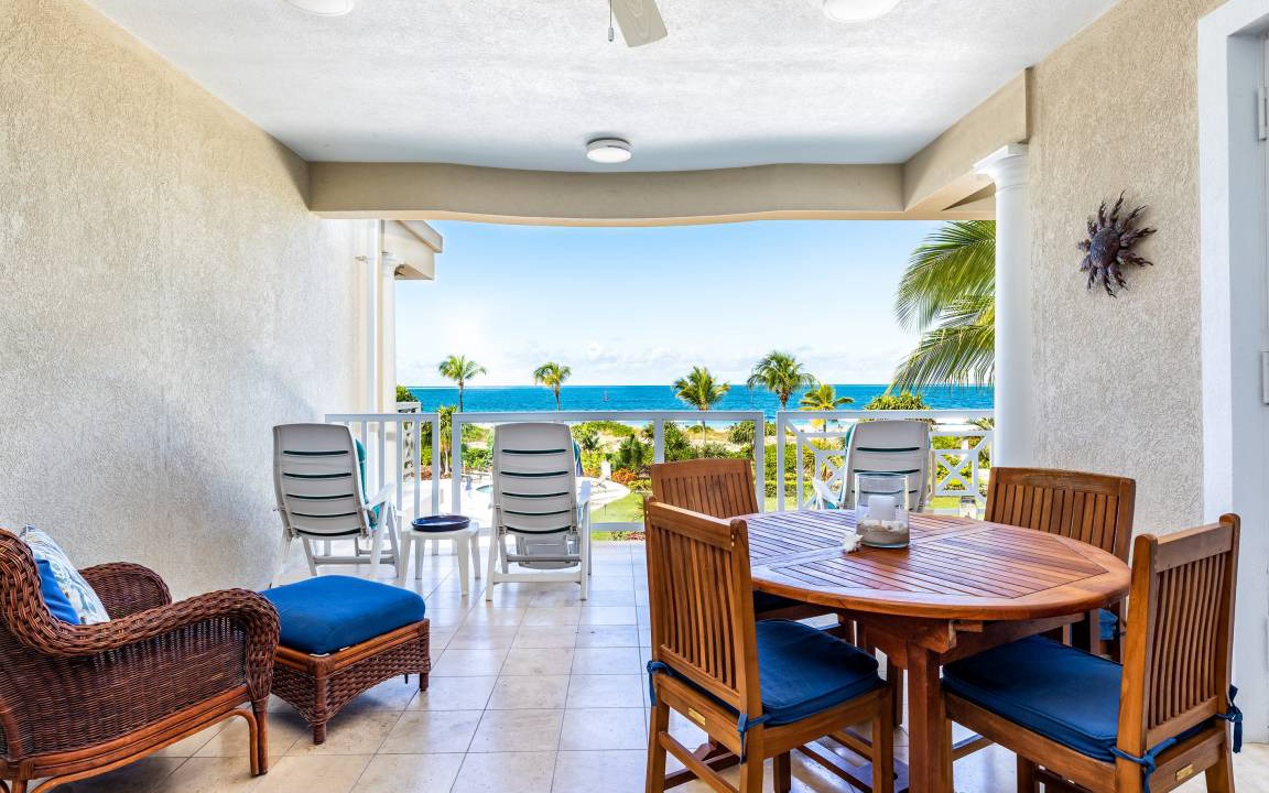 Photo of Patio Balcony in Grace Bay