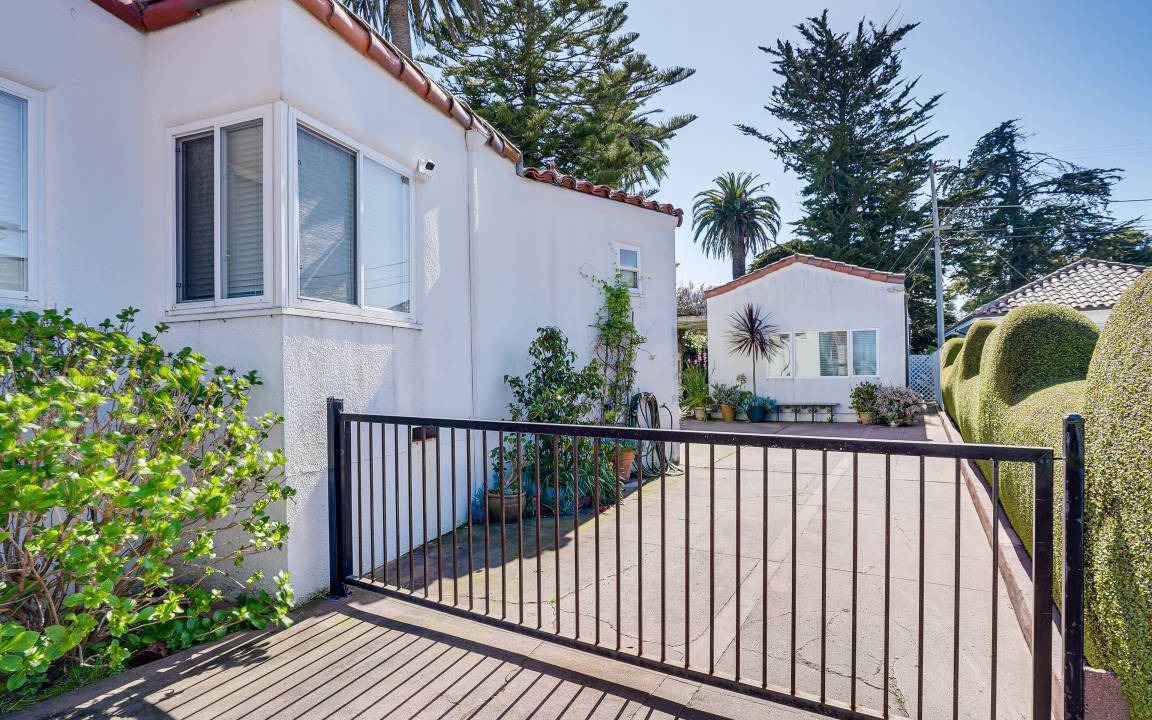 Photo of Patio Balcony in Westside Santa Cruz