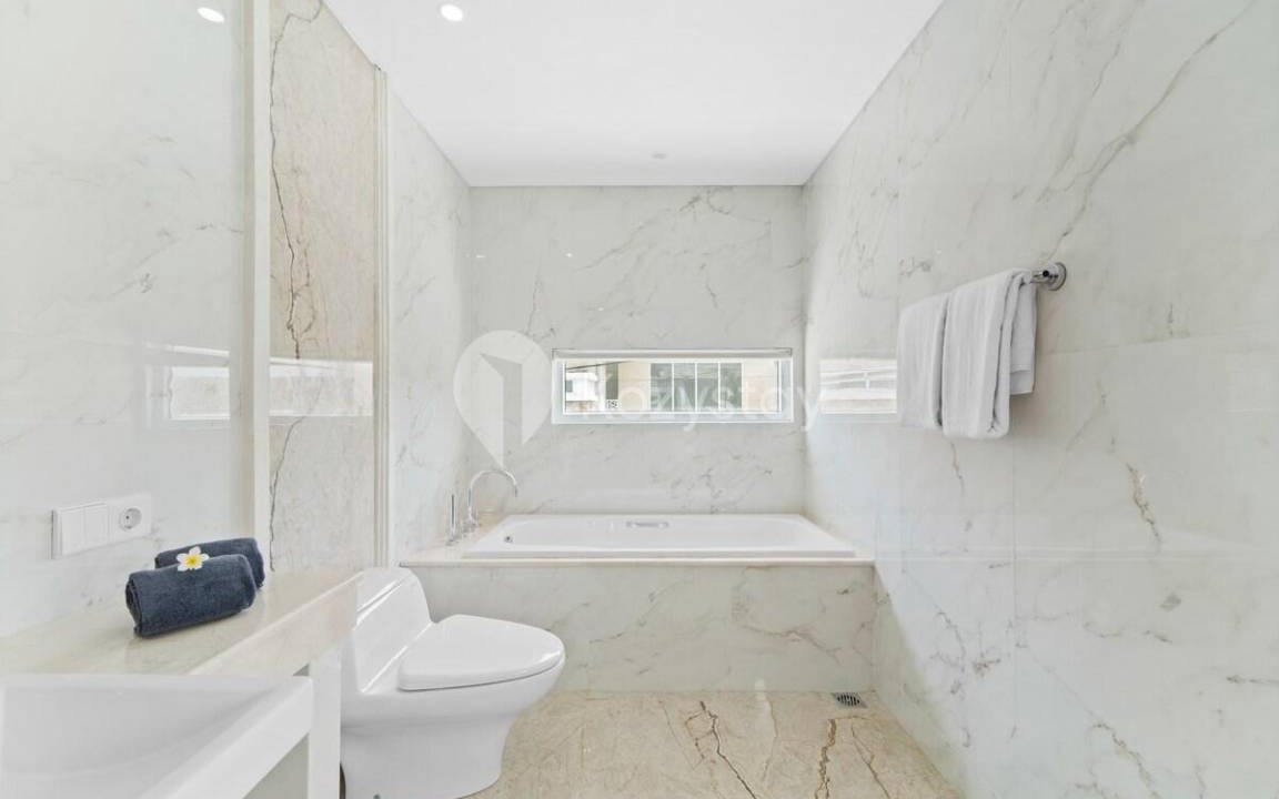 Photo of Bathroom in Babakan