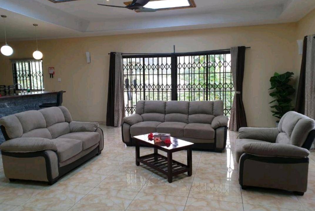 Photo of Livingroom in Beau Vallon