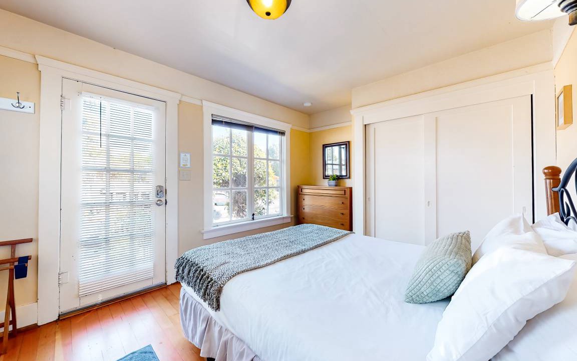 Photo of Others in Beach Hill - Beach Flats