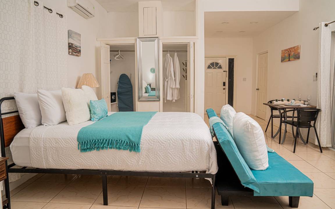Photo of Bedroom in Discovery Bay