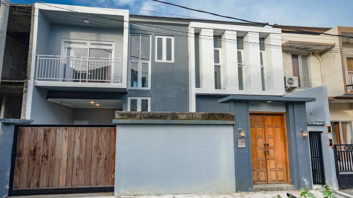 Photo of Buildings in Taman Griya