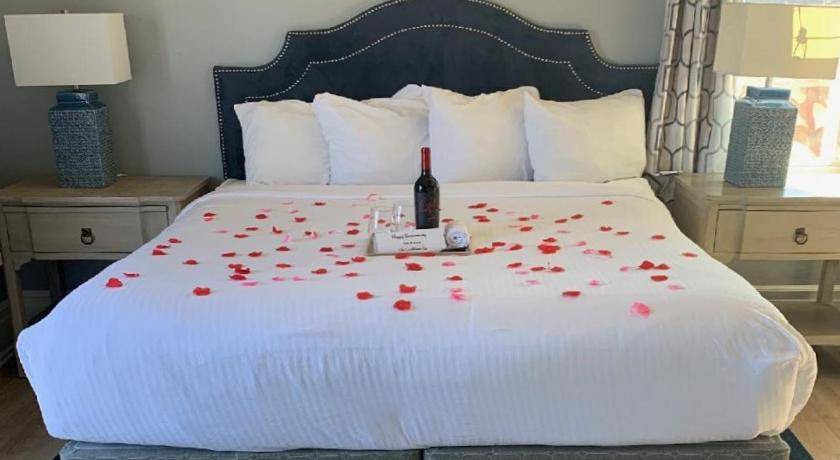 Photo of Bedroom in Westside Santa Cruz