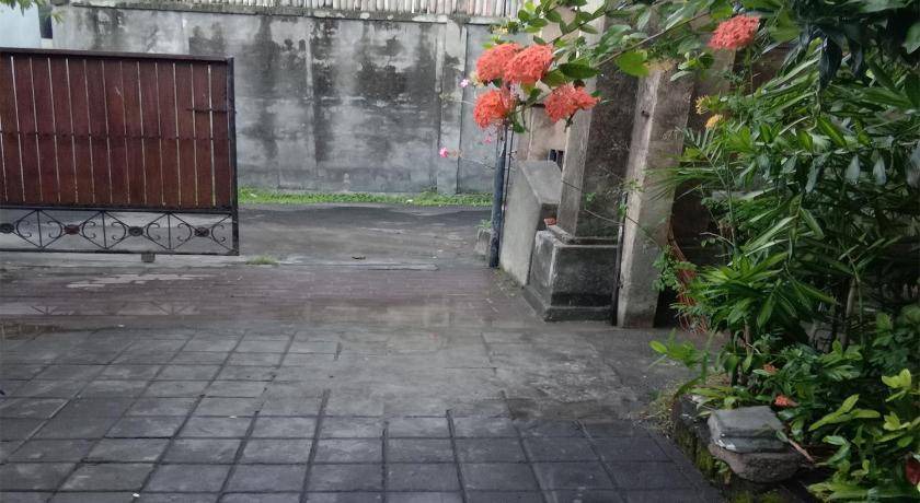 Photo of Buildings in Sanur Kauh