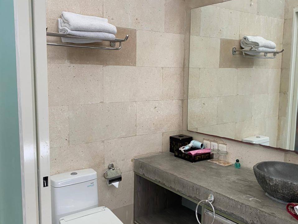 Photo of Bathroom in Mumbul