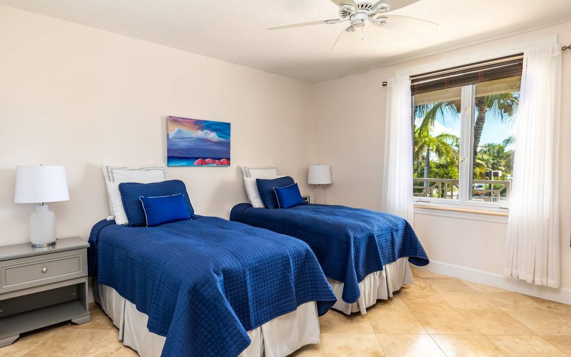 Photo of Others in Grace Bay