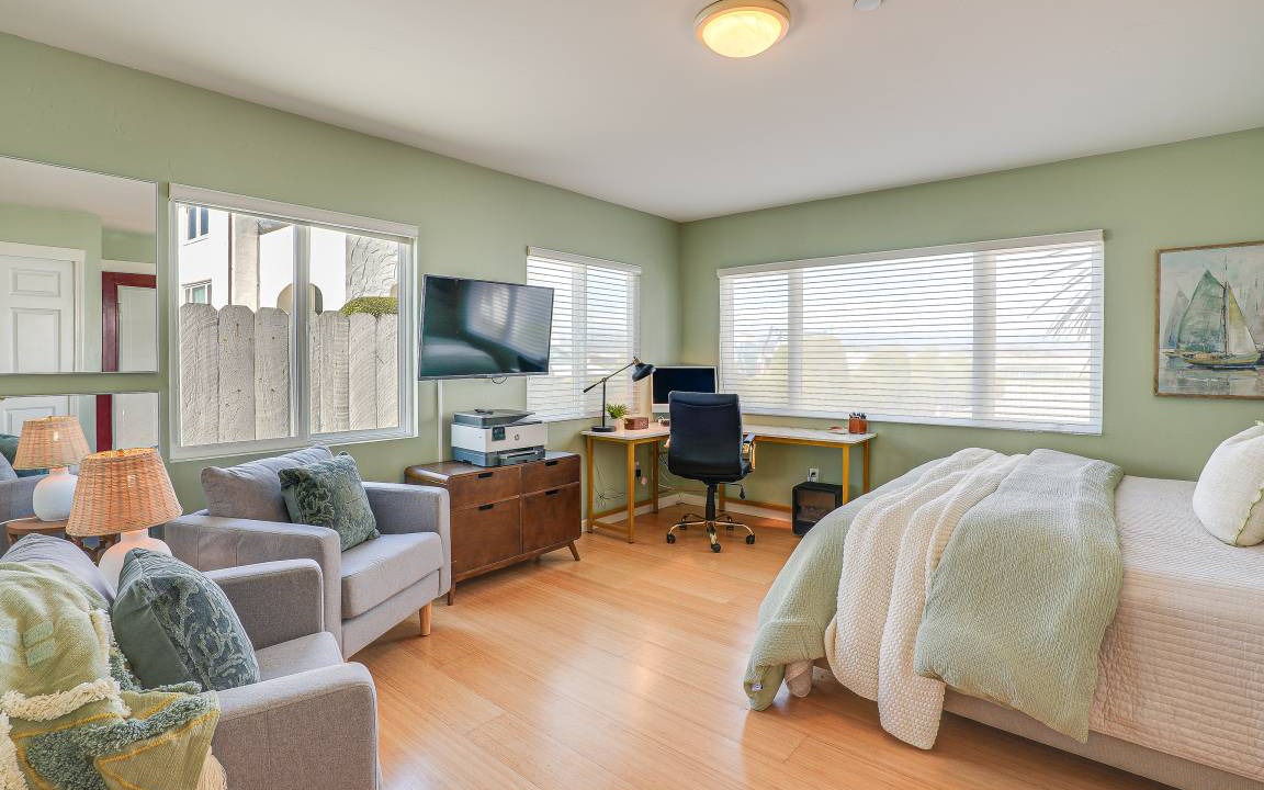 Photo of Bedroom in Westside Santa Cruz