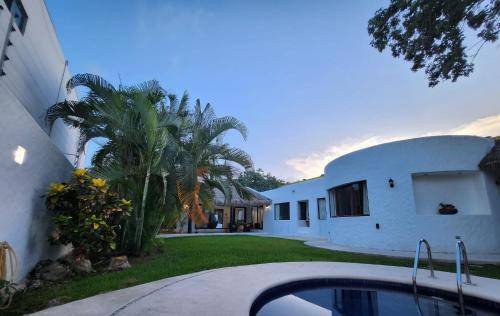 Photo of Buildings in Cancun