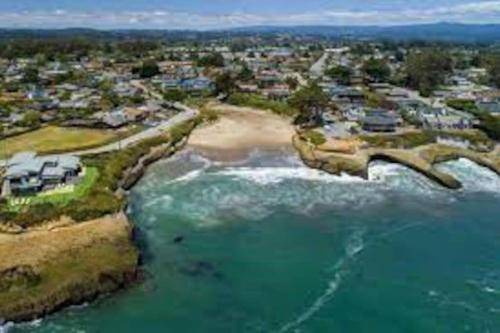 Photo of Others in Eastside Santa Cruz