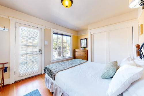 Photo of Bedroom in Beach Hill - Beach Flats