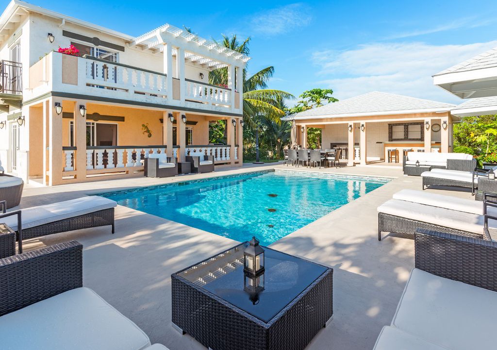 Photo of Outdoor in Long Bay Hills