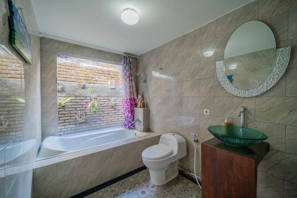 Photo of Bathroom in Taman Griya