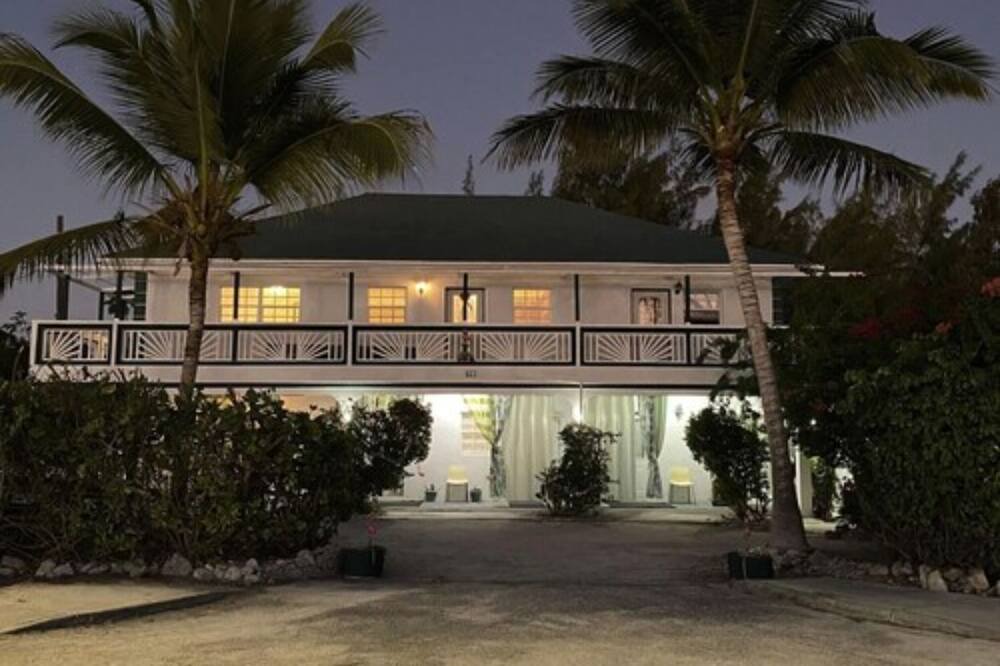 Photo of Outdoor in Grace Bay