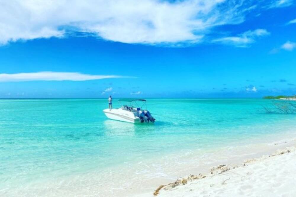 Photo of Others in Grace Bay
