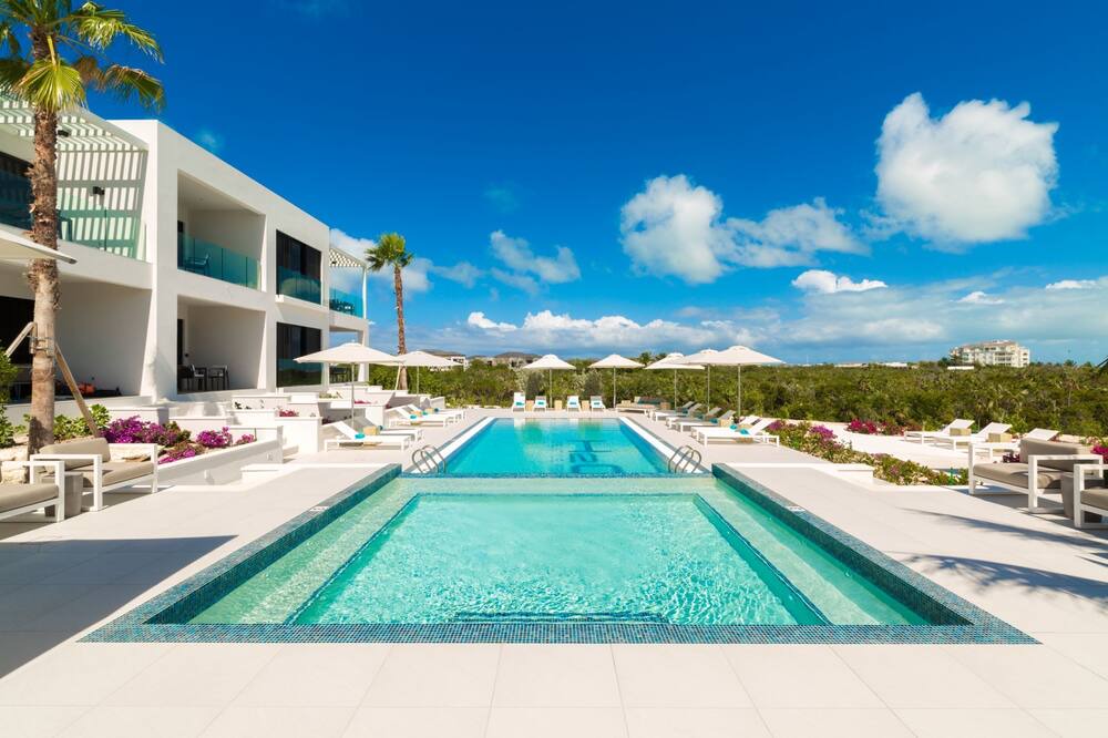 Photo of Outdoor in Long Bay Hills