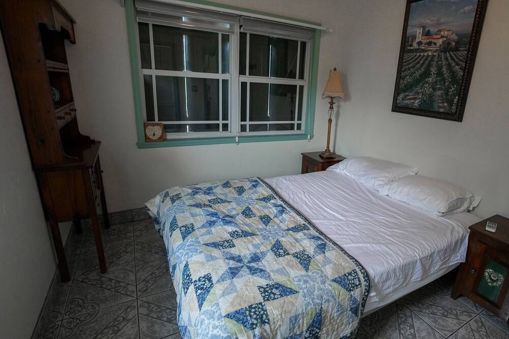 Photo of Bedroom in Ocean Point