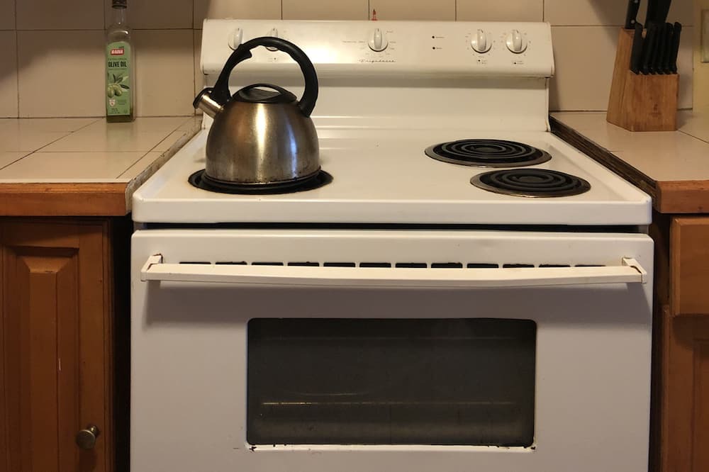 Photo of Kitchen in Wheeland Settlement