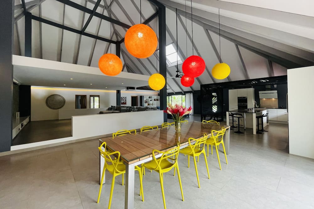 Photo of Livingroom in Nunue