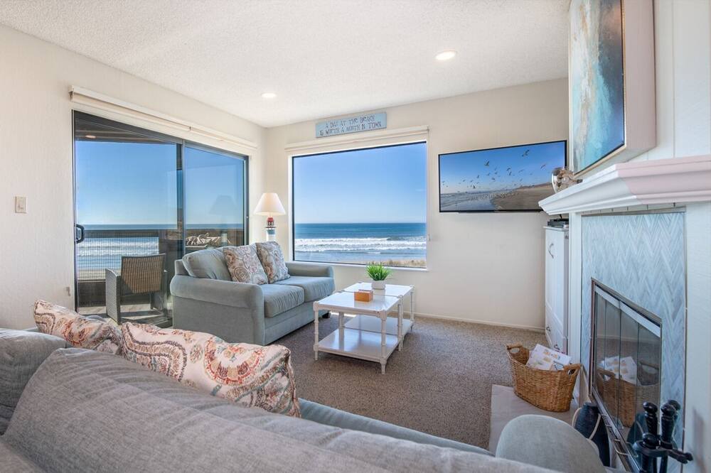 Photo of Livingroom in Pajaro Dunes