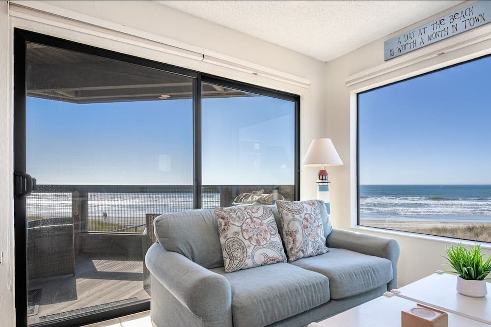 Photo of Livingroom in Pajaro Dunes