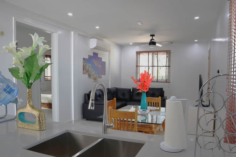 Photo of Kitchen in Leeward Settlement